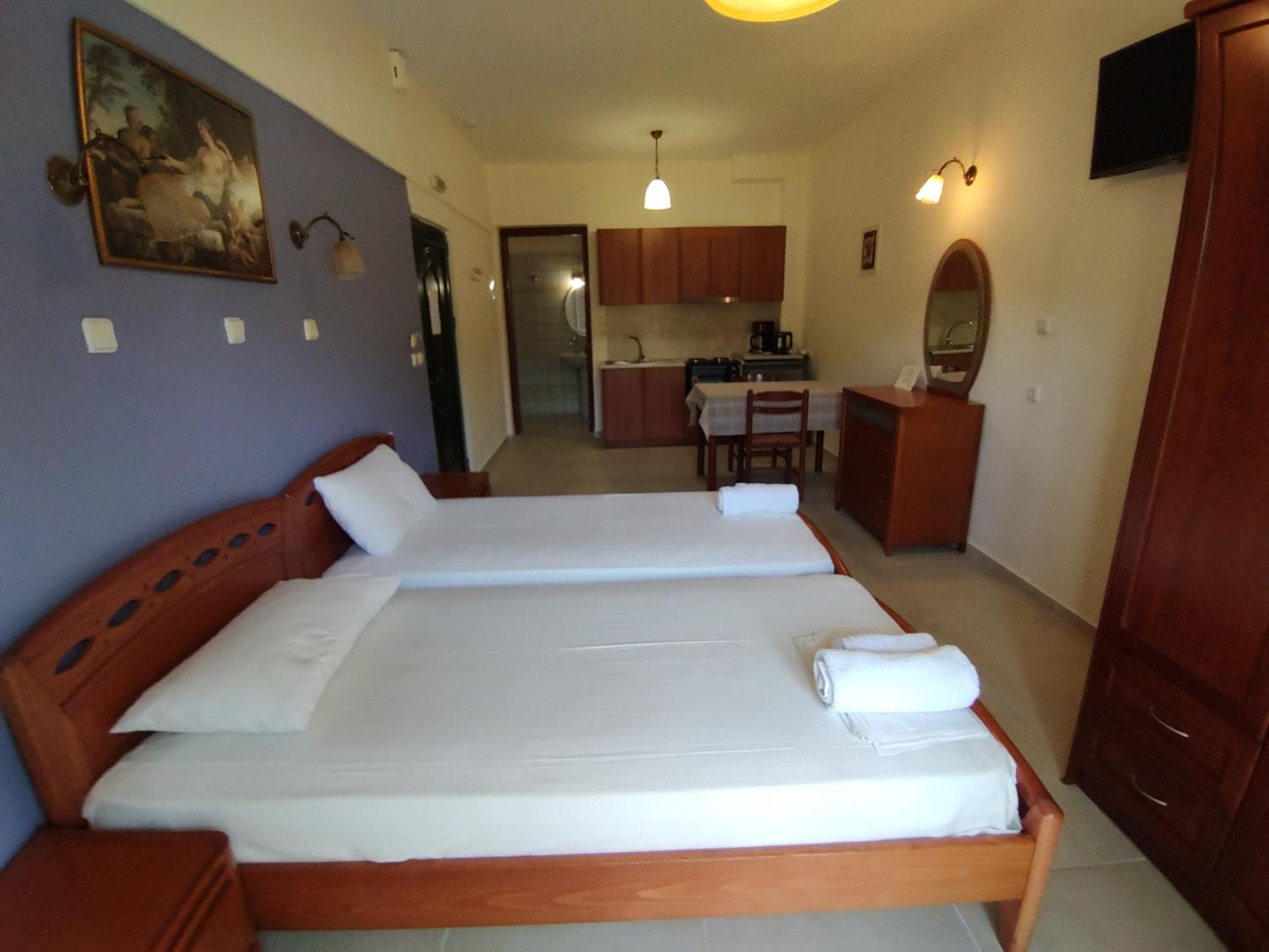Dimas V House Aparthotel Parga Exterior photo
