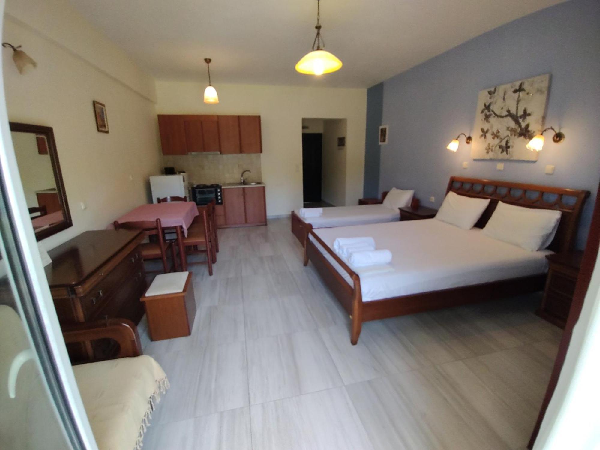 Dimas V House Aparthotel Parga Exterior photo